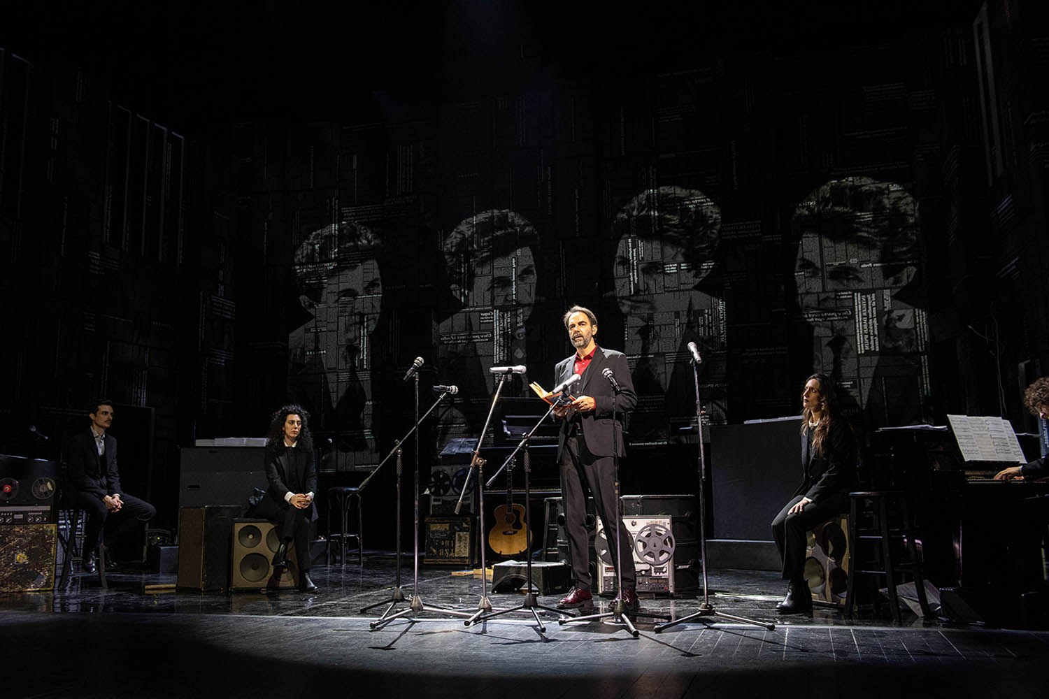 GABER - Mi fa male il mondo