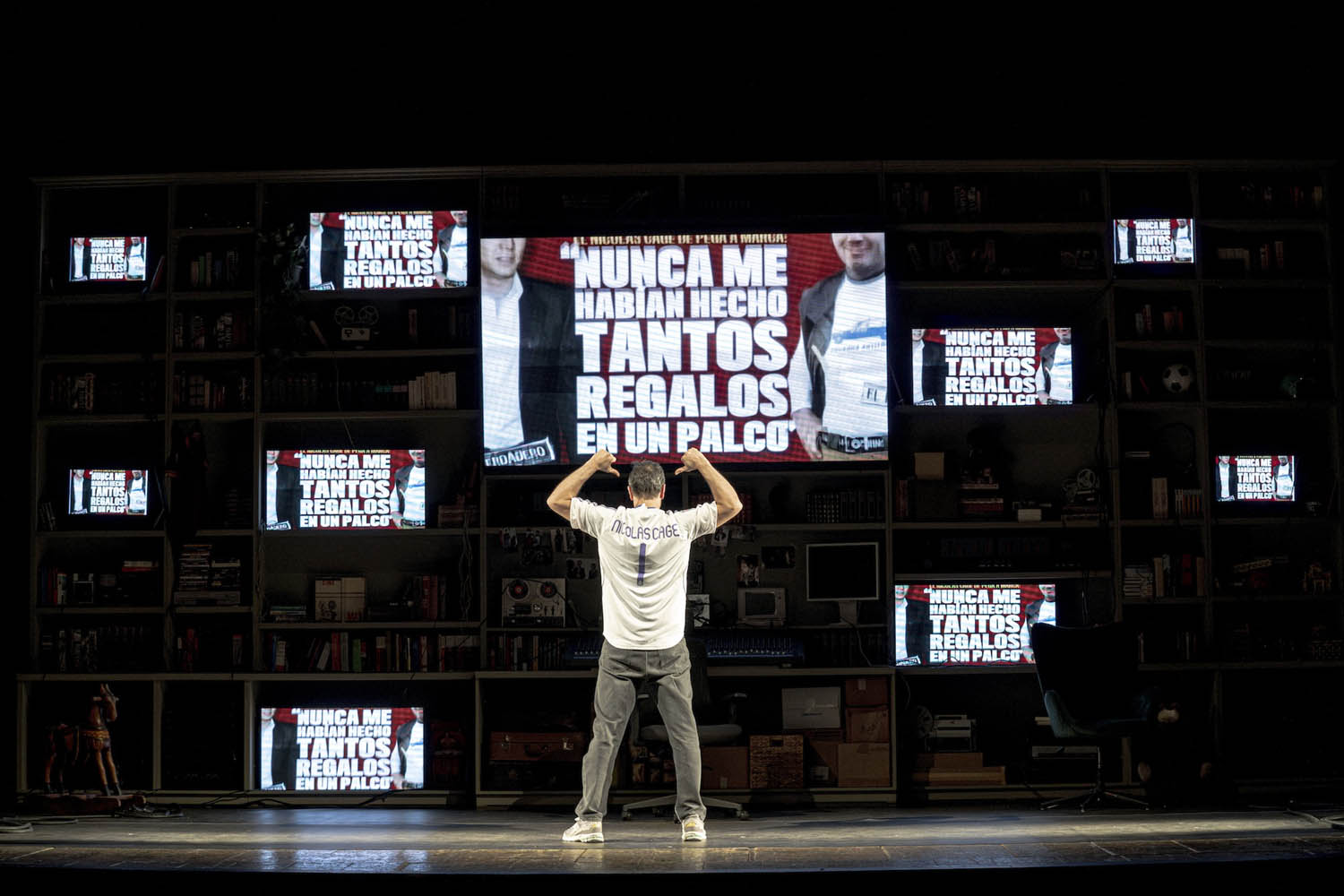 TUTTI GLI UOMINI CHE SONO